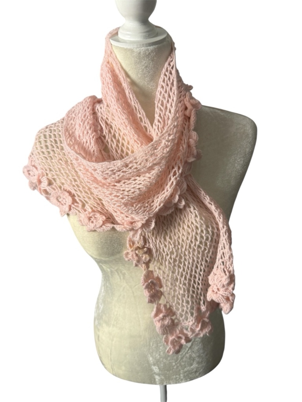VTG Hand Crafted Crochet Floral Trim Topelt Scarf Pink delicate open mesh50’x10’